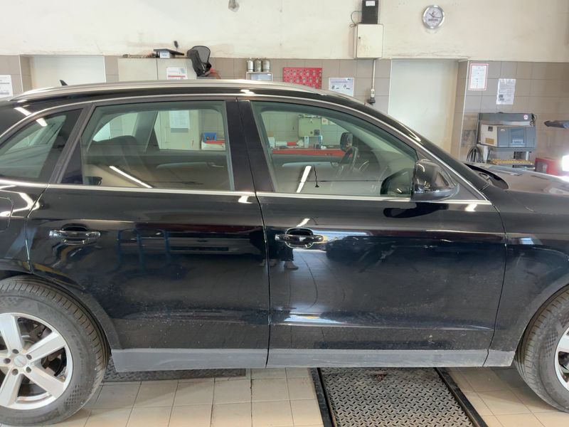 Audi Q5 3.0 V6 TDI quattro 2010 – снимка 10
