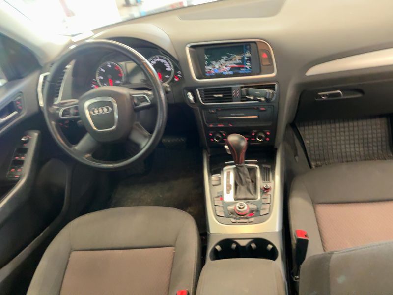 Audi Q5 3.0 V6 TDI quattro 2010 – снимка 18