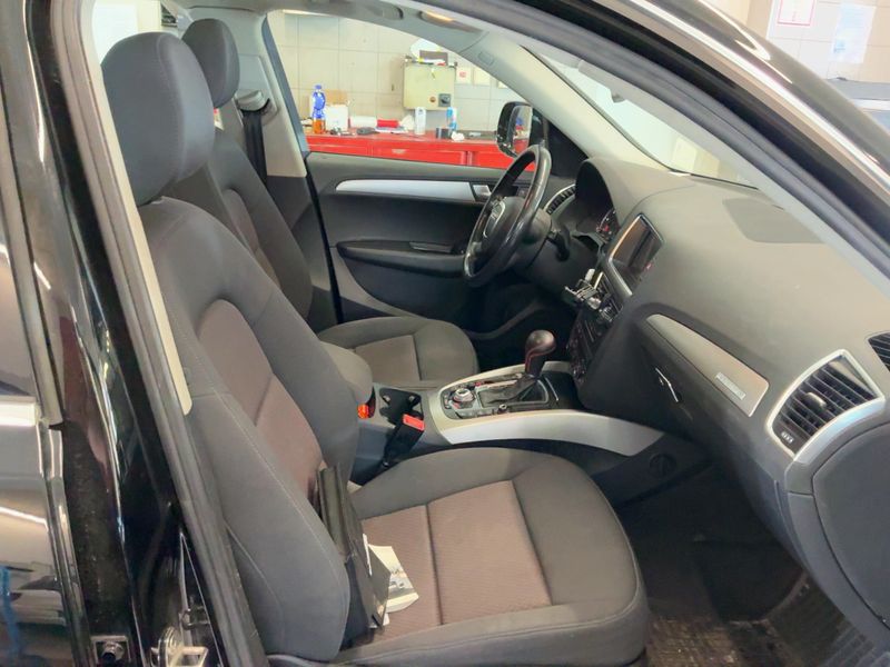 Audi Q5 3.0 V6 TDI quattro 2010 – снимка 17