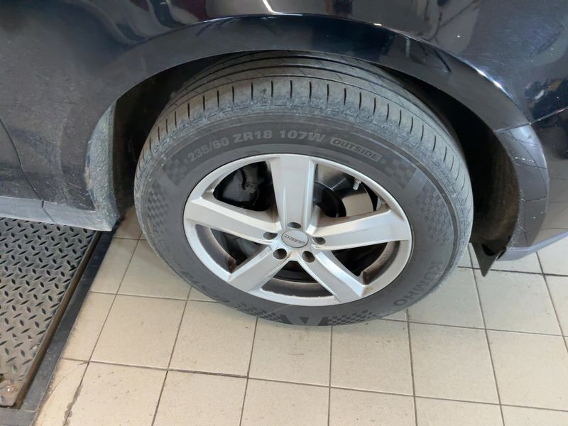 Audi Q5 3.0 V6 TDI quattro 2010 – снимка 11