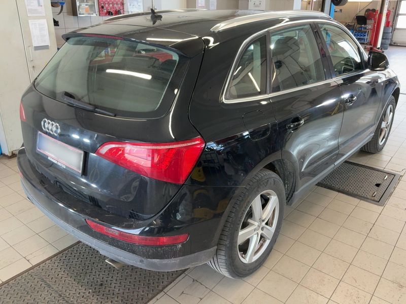 Audi Q5 3.0 V6 TDI quattro 2010 – снимка 8