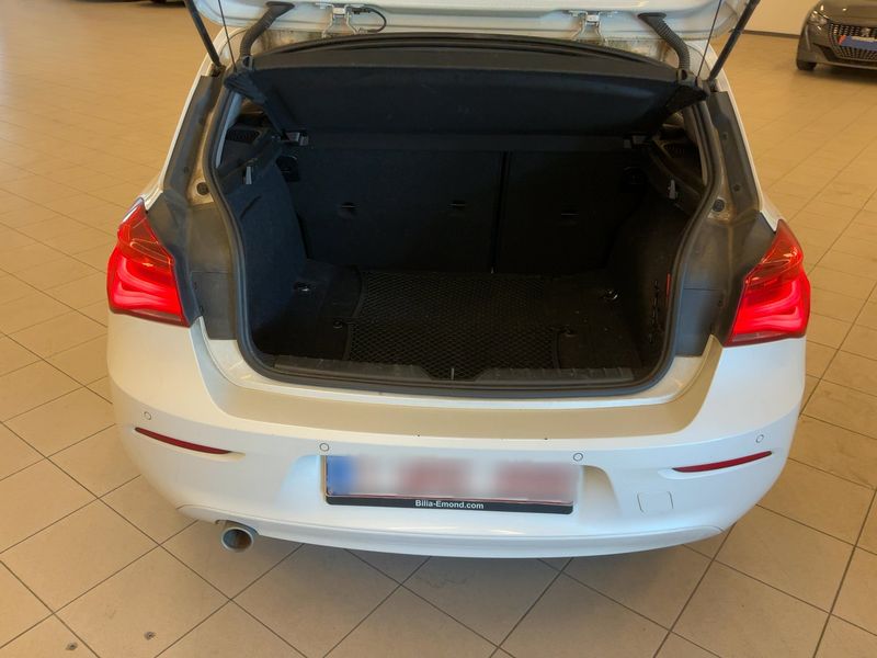 BMW 1er 118d xDrive Advantage 2018 – снимка 15