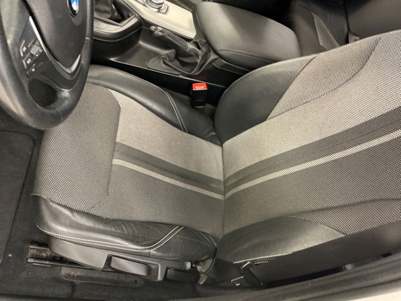BMW 1er 118d xDrive Advantage 2018 – снимка 24