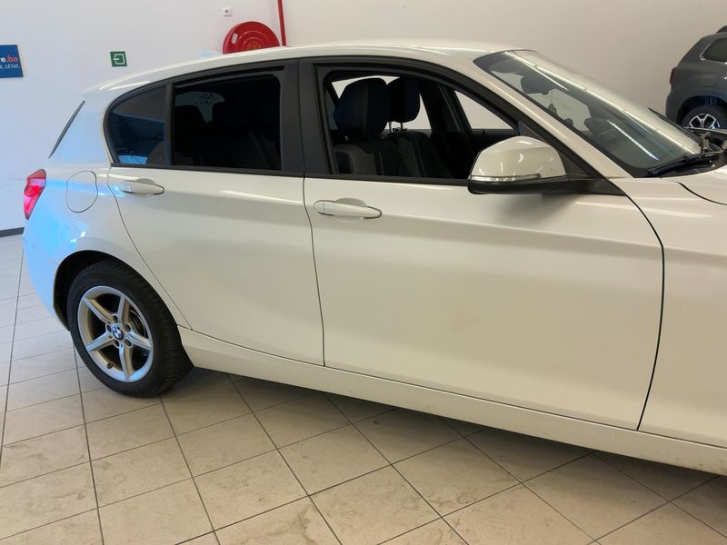 BMW 1er 118d xDrive Advantage 2018 – снимка 10