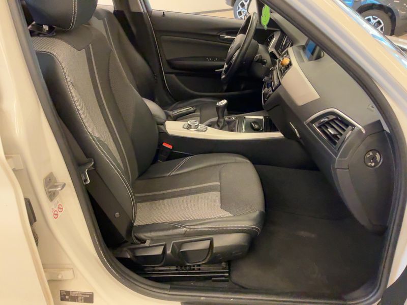 BMW 1er 118d xDrive Advantage 2018 – снимка 16