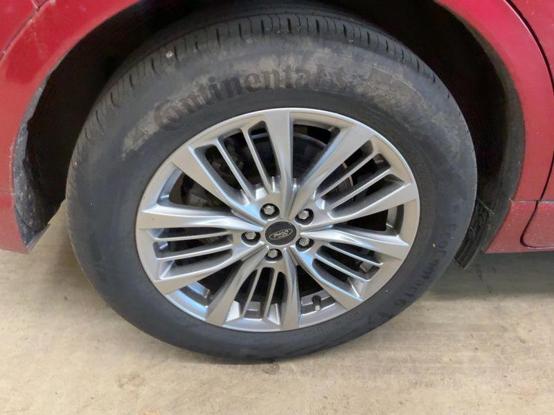 Ford Kuga 2.5 Plug-in Hybrid Vignale 2022 – снимка 9