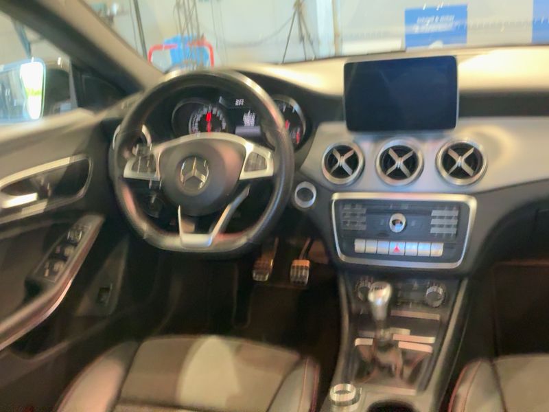 Mercedes-Benz CLA-Klasse CLA 180 AMG Line 2016 – снимка 18