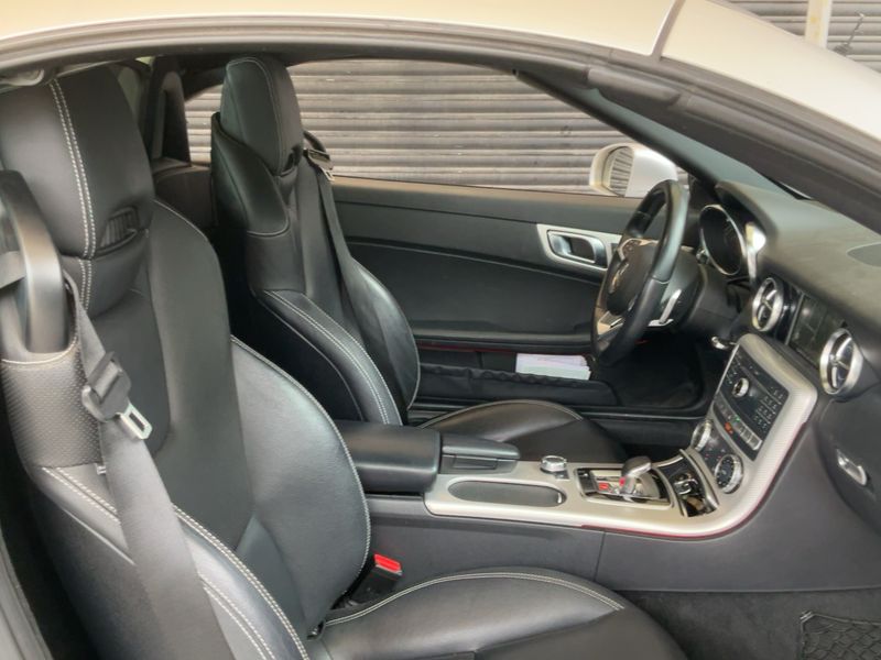 Mercedes-Benz SLC-Klasse SLC 200 CGI AMG Line 2020 – снимка 16