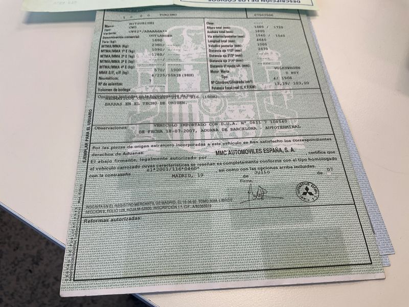 Mitsubishi Outlander 2.0 DI-D Intense Plus 2007 – снимка 21