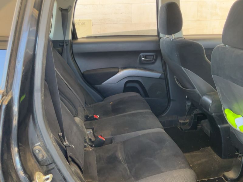 Mitsubishi Outlander 2.0 DI-D Intense Plus 2007 – снимка 19