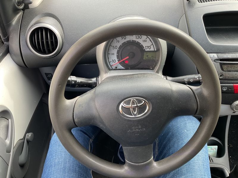 Toyota Aygo 1.0 In 2012 – снимка на щета