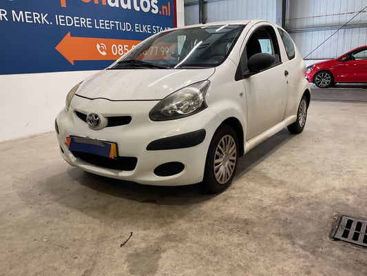 Toyota Aygo 1.0 In 2012 – снимка 1