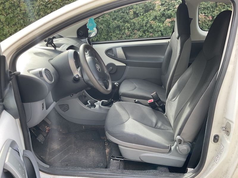 Toyota Aygo 1.0 In 2012 – снимка 3