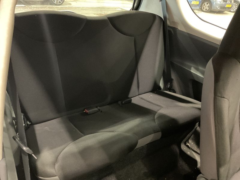Toyota Aygo 1.0 In 2012 – снимка на щета
