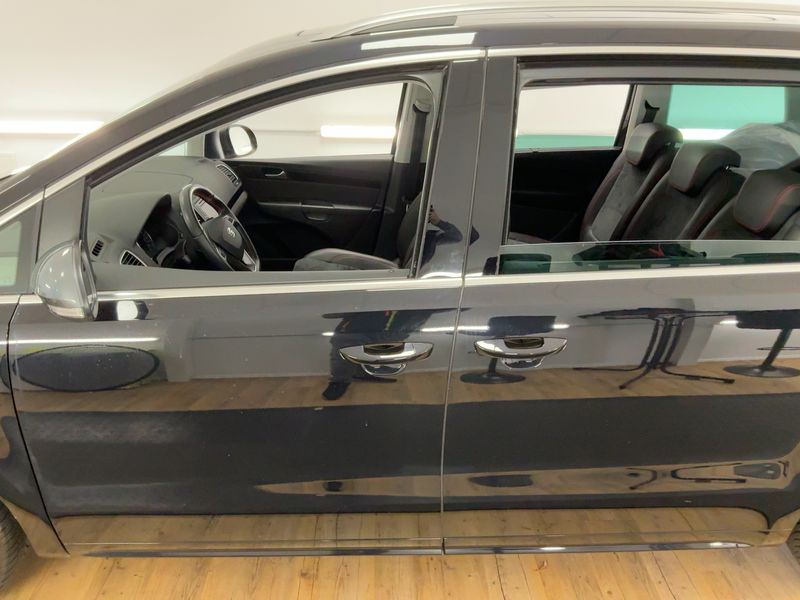 Seat Alhambra 1.4 TSI FR-Line 2022 – снимка 4