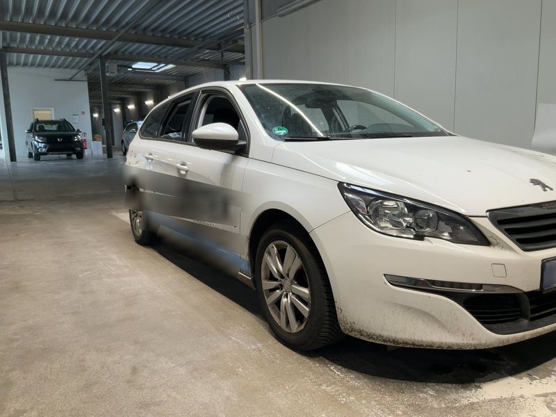 Peugeot 308 1.6 Blue-HDi Active 2015 – снимка 8