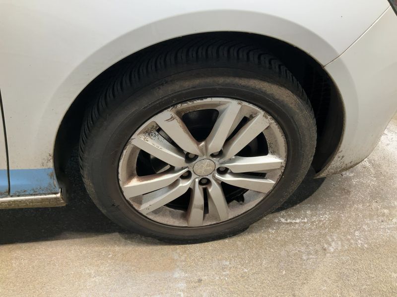 Peugeot 308 1.6 Blue-HDi Active 2015 – снимка на щета