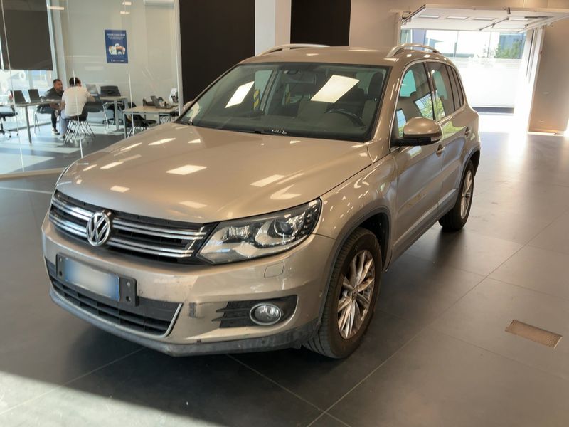 Volkswagen Tiguan 2.0 TDI Sport & Style 4Motion 2015 – снимка 1