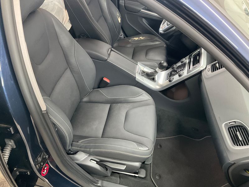Volvo S60 1.6 D2 R-Design 2013 – снимка 32