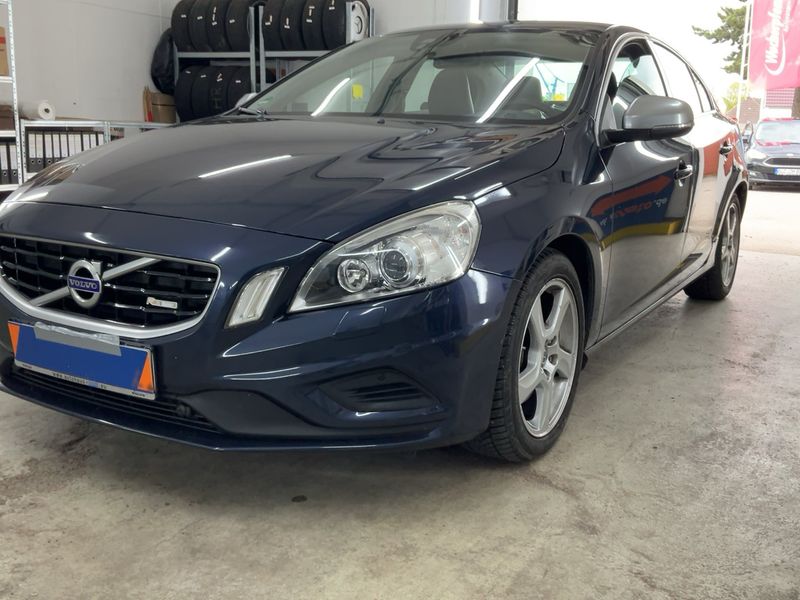 Volvo S60 1.6 D2 R-Design 2013 – снимка 1