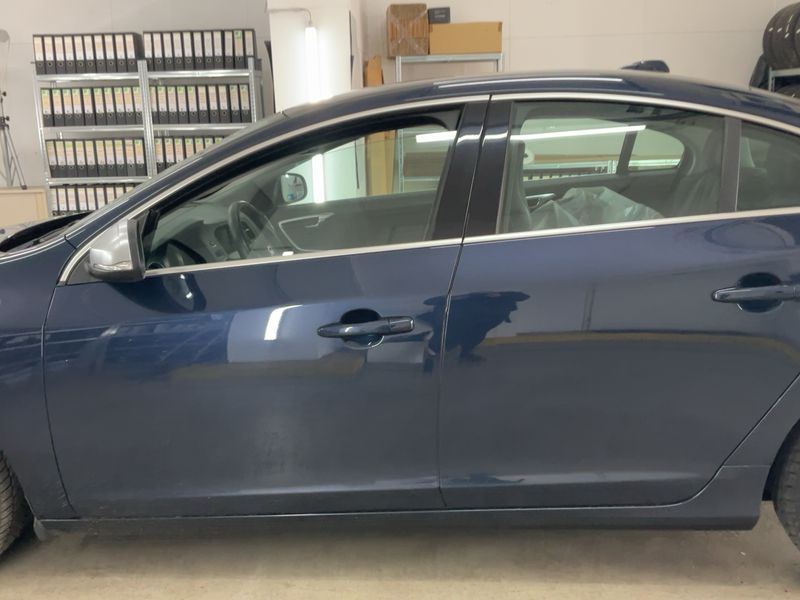 Volvo S60 1.6 D2 R-Design 2013 – снимка 4