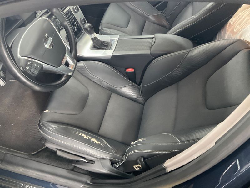 Volvo S60 1.6 D2 R-Design 2013 – снимка 37