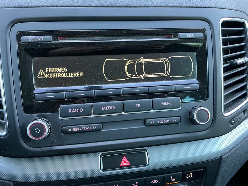 Volkswagen Sharan 2.0 TDI Karat 4Motion BlueMotion Tech 2014 – снимка 31