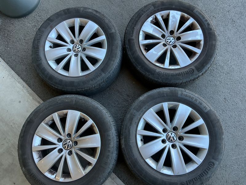 Volkswagen Sharan 2.0 TDI Karat 4Motion BlueMotion Tech 2014 – снимка 15
