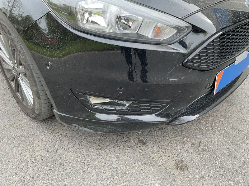 Ford Focus 1.5 EcoBoost ST-Line 2018 – снимка 31
