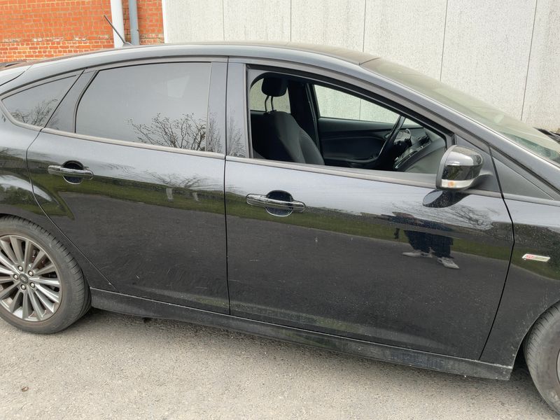 Ford Focus 1.5 EcoBoost ST-Line 2018 – снимка 10