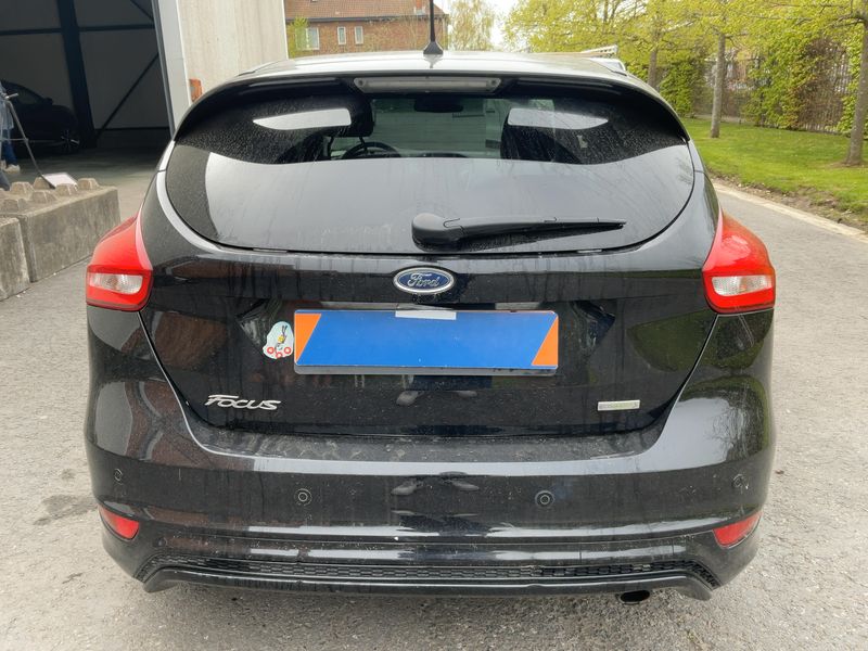 Ford Focus 1.5 EcoBoost ST-Line 2018 – снимка 7
