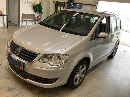 Volkswagen Touran 1.6 Trendline 2009 – снимка 1