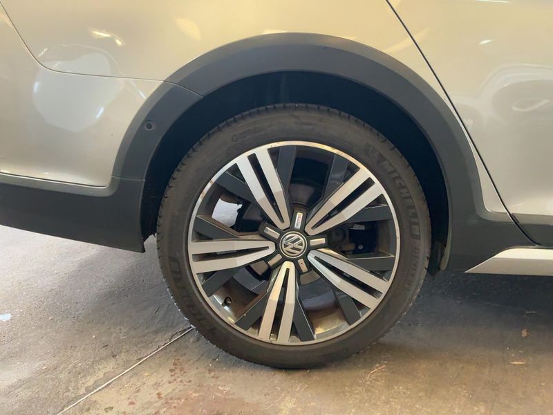 Volkswagen Golf VII 2.0 TDI Alltrack 4Motion BlueMotion Tech 2017 – снимка 9