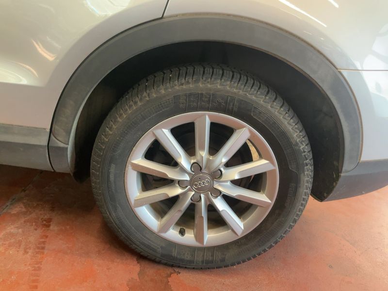 Audi Q3 2.0 TDI Ambiente 2014 – снимка 5