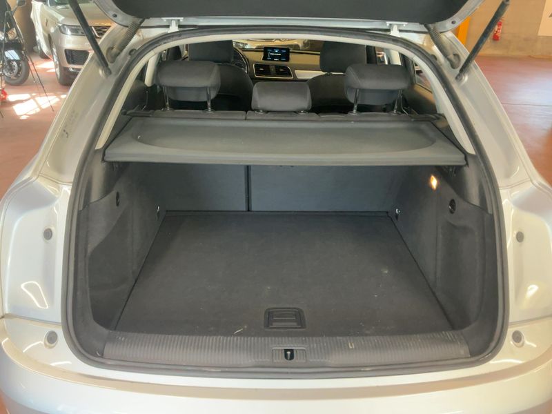 Audi Q3 2.0 TDI Ambiente 2014 – снимка 15
