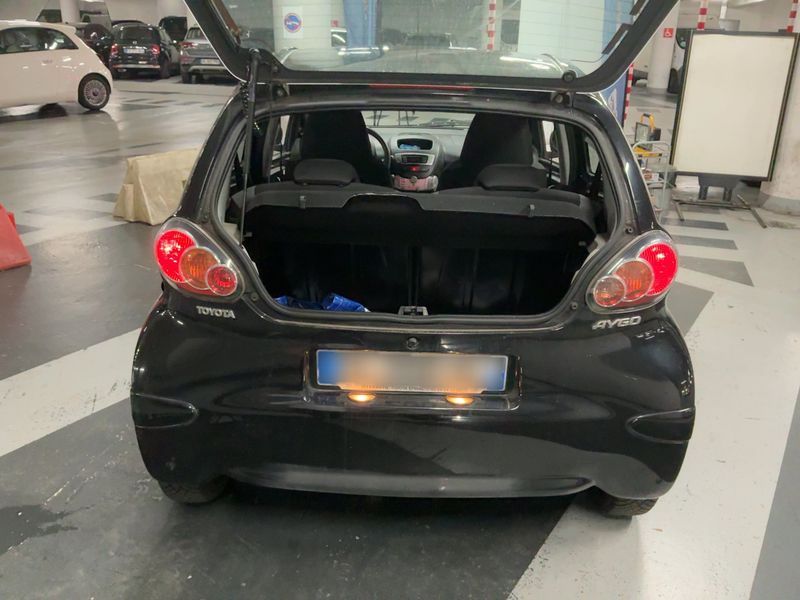 Toyota Aygo 1.0 VVT-i Dynamic 2012 – снимка 15