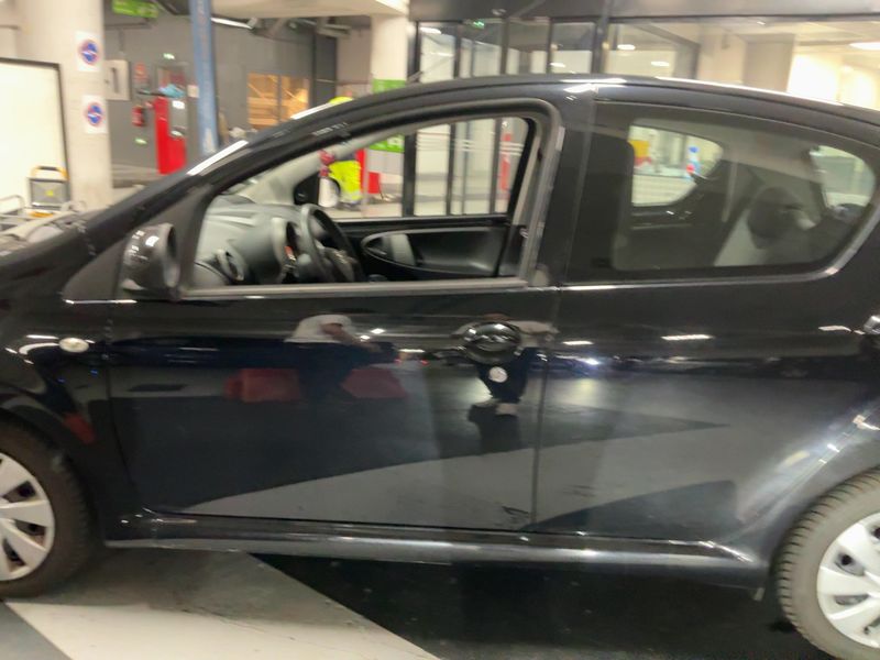 Toyota Aygo 1.0 VVT-i Dynamic 2012 – снимка 4