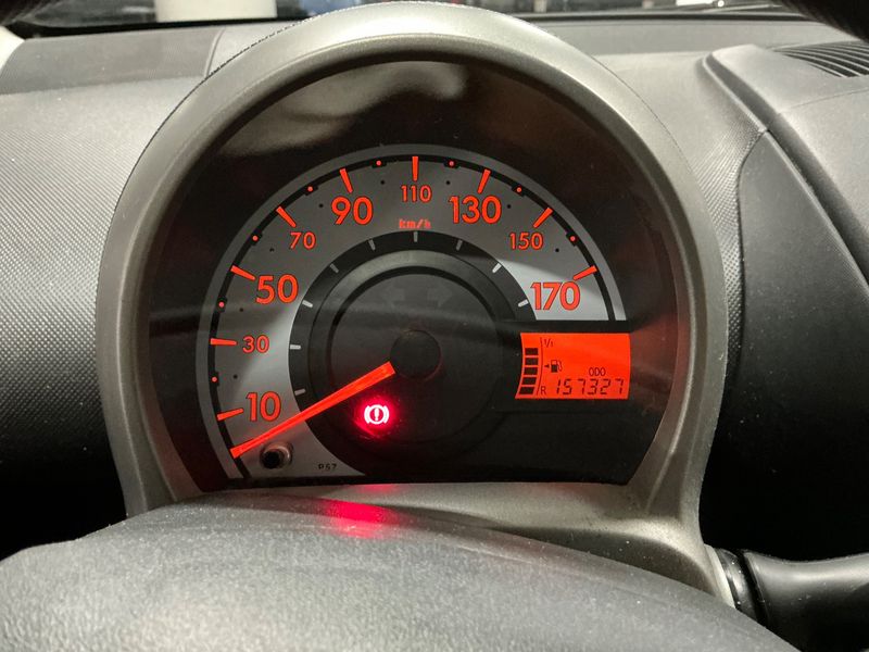 Toyota Aygo 1.0 VVT-i Dynamic 2012 – снимка 18
