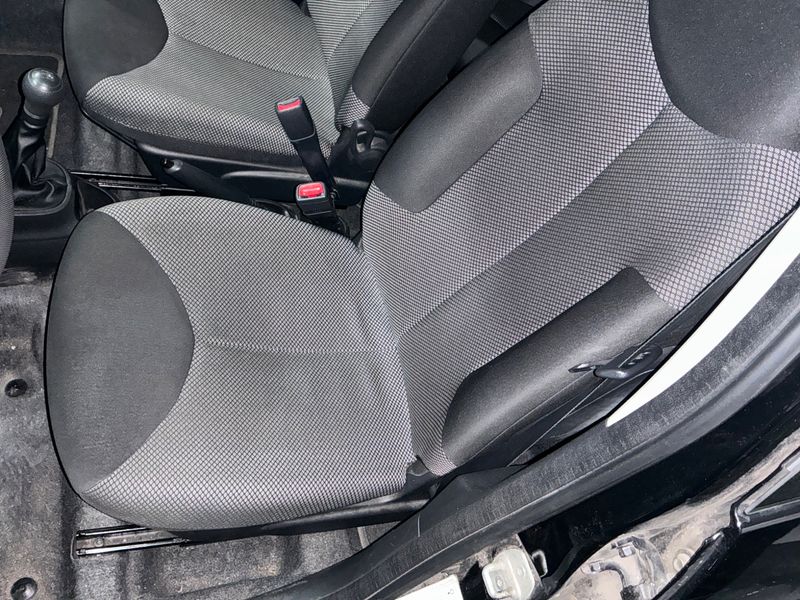 Toyota Aygo 1.0 VVT-i Dynamic 2012 – снимка 29