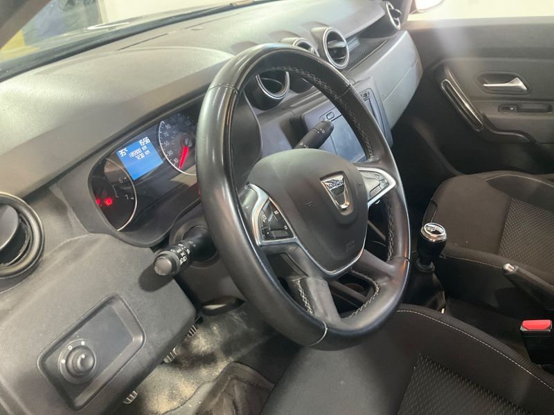 Dacia Duster 1.2 TCe Comfort 2018 – снимка 24