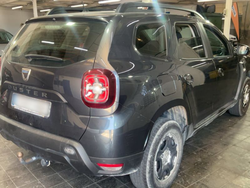 Dacia Duster 1.2 TCe Comfort 2018 – снимка 8