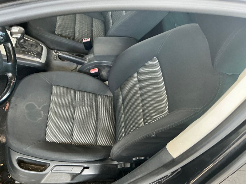 Skoda Octavia 2.0 TDI Scout 4x4 2011 – снимка 31