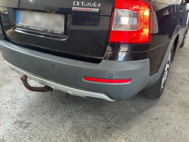 Skoda Octavia 2.0 TDI Scout 4x4 2011 – снимка 42