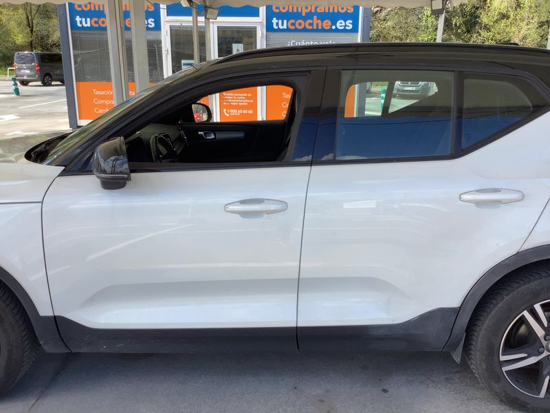 Volvo XC40 2.0 D3 R-Design 2WD 2020 – снимка 4