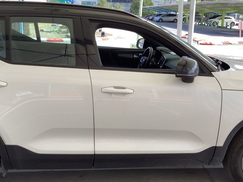 Volvo XC40 2.0 D3 R-Design 2WD 2020 – снимка 10