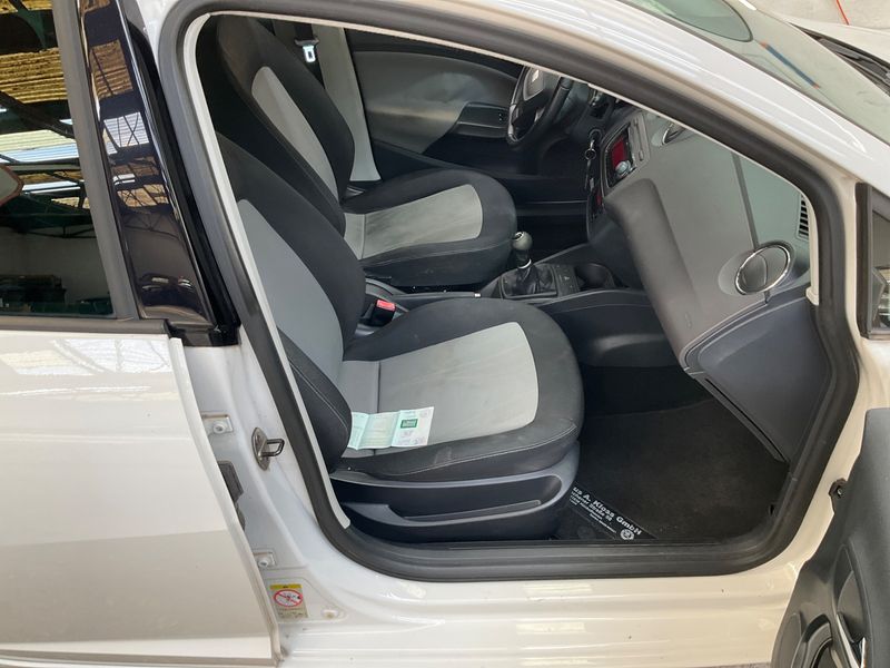 Seat Ibiza 1.2 TSI Style Viva 2012 – снимка 3
