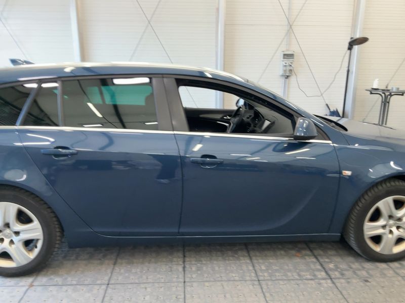 Opel Insignia Sports Tourer 1.6 CDTI DPF Business Innovation 2017 – снимка 10