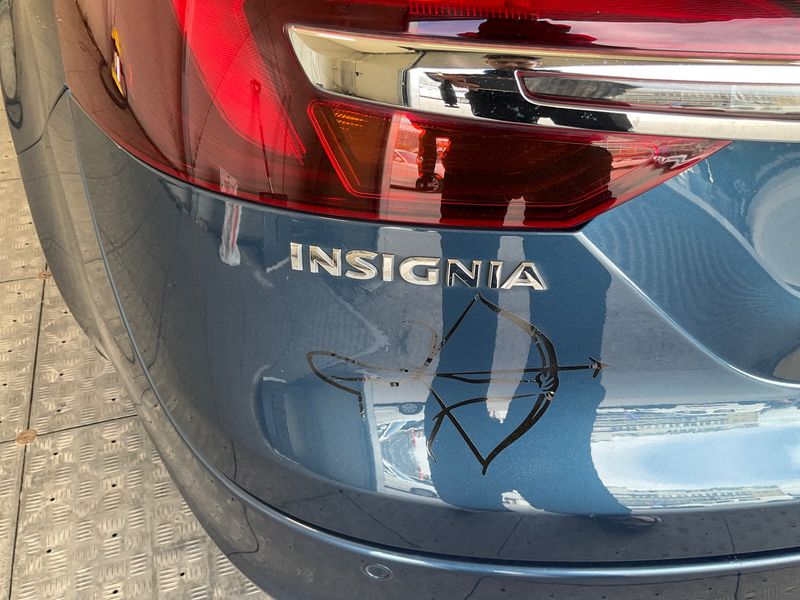 Opel Insignia Sports Tourer 1.6 CDTI DPF Business Innovation 2017 – снимка 47