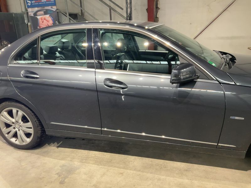 Mercedes-Benz C-Klasse C 180 Kompressor Avantgarde 2010 – снимка 10