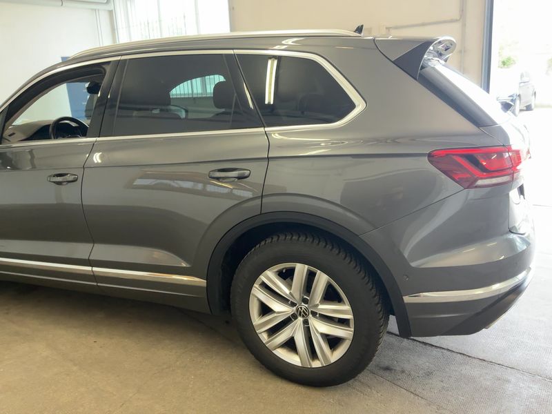 Volkswagen Touareg 3.0 V6 TDI Atmosphere 4Motion 2021 – снимка 6